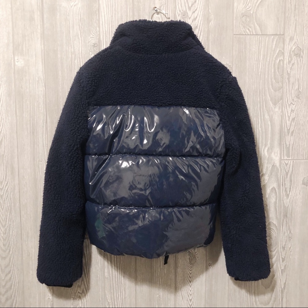 Tommy Jeans Two Tone Sherpa Gloss Puffer Jacket - Picture 5 of 7